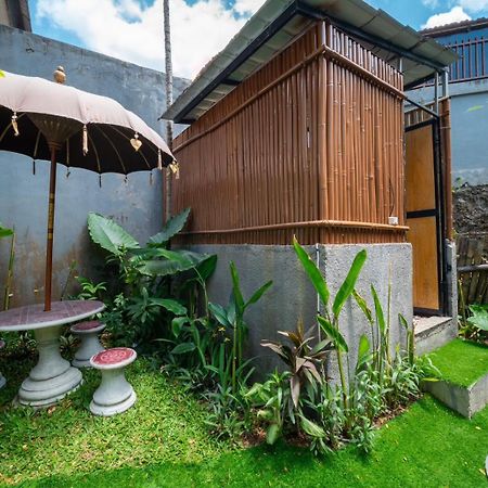 Bali Brothers Guesthouse Dalung  客房 照片